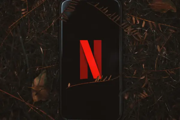 Filmes e séries grátis: descubra onde e como assistir agora mesmo